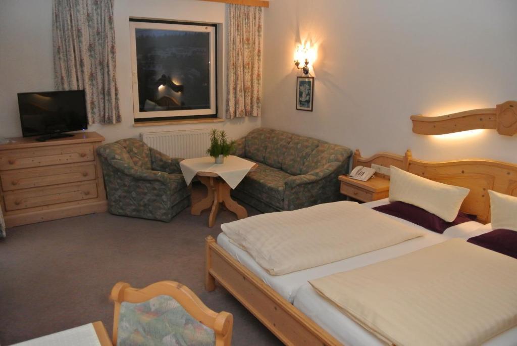 Hotel Gruberhof Innsbruck Igls B&B Екстер'єр фото